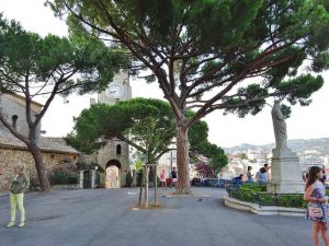 notre dame cannes frankrike